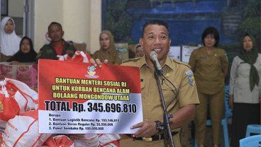Pemkab Bolmut Terima Bantuan Bencana Banjir dari Kemensos