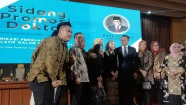 Edhy Prabowo Raih Gelar Doktor Ilmu Komunikasi dari Unpad