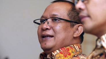 Presiden Direktur Asuransi Bintang Jabat Ketua Umum AAUI