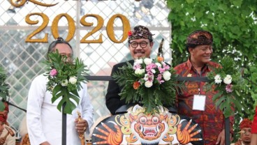 Bali Klaim Aman Corona, Festival Tanah Lot Tetap Digelar