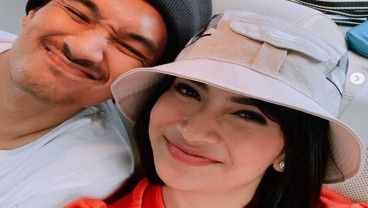 Polisi Tangkap Vanessa Angel dan Suaminya, 20 Pil Psikotropika Diamankan