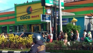 Dampak Corona, Ratusan WNA Antre Urus Izin Tinggal Keadaan Terpaksa di Bali