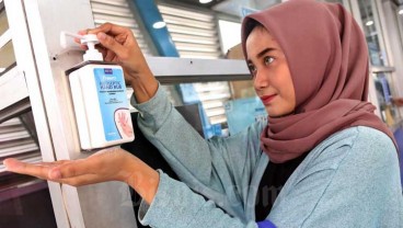 Cek Fakta: Usai Pakai Hand Sanitizer, Apa Benar Tangan Mudah Tersambar Api?