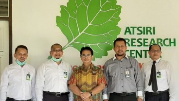 Bank Aceh Syariah Dukung Unsyiah Produksi Hand Sanitizer