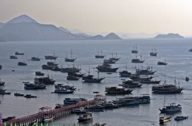 Cegah Penularan Virus Corona, Kemenhub Periksa Penumpang Kapal Labuan Bajo