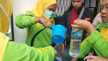 Pemkot Palembang Bagikan 50.000 Liter Hand Sanitizer di 18 Kecamatan