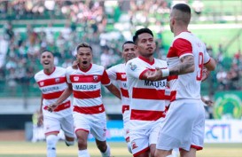 Kompetisi Ditangguhkan, Madura United Percaya Pemainnya Bisa Jaga Fisik