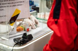 Pandemi Virus Corona, Rumah Sakit di Dunia Kekurangan Sarung Tangan