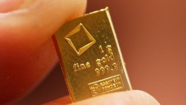 Harga Emas Stabil Setelah Cetak Kenaikan Mingguan Tertinggi