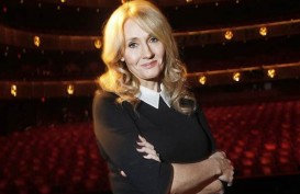 J.K Rowling Gratiskan Hak Cipta Selama Pandemi Corona