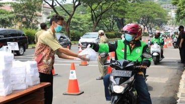 1.000 Nasi Kotak untuk Ojol di Semarang Terserap Habis