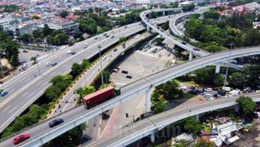 BPJT: Pendapatan Operator Jalan Tol Turun Hingga 50 Persen