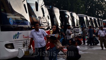 Pengguna Bus Setuju Layanan AKAP Setop Sementara