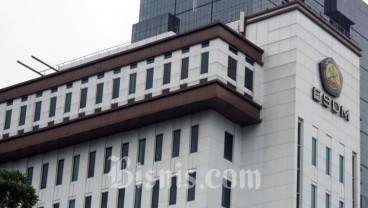 Harga Minyak Tiarap, Target Penerimaan Turun 10 Persen