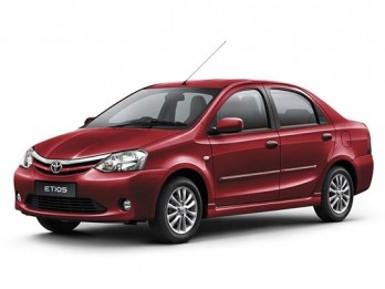 Toyota India Akhiri Produksi Etios dan Corolla Altis