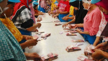 24.240 Buruh Jawa Tengah di PHK, Gubernur Ganjar Tawarkan 'Tunjangan Pengangguran' Rp3,55 Juta