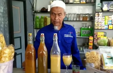 Pandemi Covid-19, Jamu Tradisional di Kampung Pejabat Banjir Pesanan