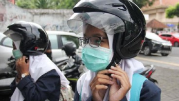 Polisi Razia Pengendara yang tidak Pakai Masker di Tasikmalaya