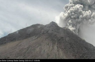 Merapi Erupsi 3 Km, Arah Angin ke Magelang, Siapkan Masker dan Kaca Mata