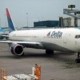 Terdampak Corona, Fitch Pangkas Rating Utang Delta Air ke BB+