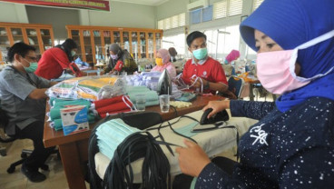 Baznas Salurkan 20.000 Masker Produksi Penjahit Binaan di Yogyakarta