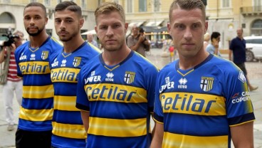 Para Pemain & Staf Parma Bulan Ini Tidak Gajian