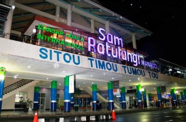 Manajemen & Pegawai Bandara Sam Ratulangi Bantu Warga Terdampak Covid-19