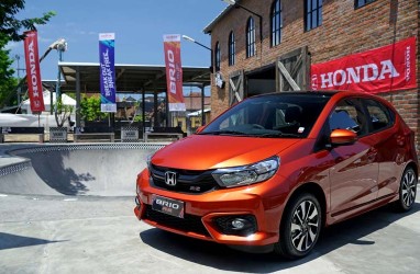 Mobil Terlaris, Honda Brio Masih Bayangi Toyota Avanza