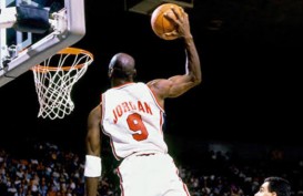 Jersey Michael Jordan di Olimpiade Barcelona 1992 Laku Miliaran Rupiah