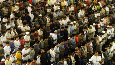 Niat dan Tata Cara Salat Tarawih Sendiri di Rumah