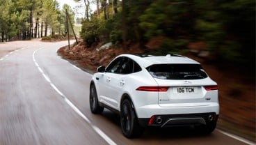 Jaguar Land Rover Lanjutkan Produksi Pabrikan pada Mei 2020