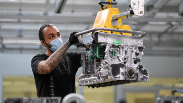 Mercedes Benz Pastikan Bisnis di China Berangsur Stabil