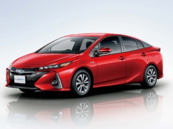 Toyota Siapkan Peluncuran 40 Mobil Listrik di Eropa Hingga 2025