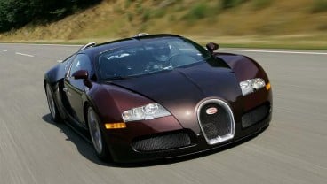 Bugatti Veyron 16.4, Mobil Tercepat di Dunia 15 Tahun Lalu