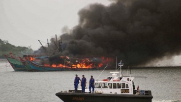 Pelaku Illegal Fishing yang Tenggelam di Natuna Belum Ditemukan