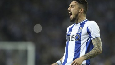 PSG Makin Dekat Boyong Alex Telles dari Porto