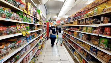 Corona Bikin Daya Beli Loyo, Konsumsi Rumah Tangga Cuma Tumbuh 2,8 Persen