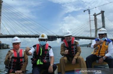 Dibangun Sejak 2015, Jembatan Teluk Kendari Selesai Tahun Ini