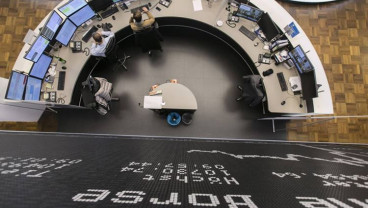 Jerman Ultimatum Program QE Bank Sentral, Bursa Saham Eropa Kendur