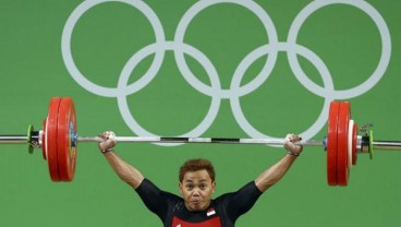 Lifter Eko Yuli Bersyukur Olimpiade Ditunda, Ini Alasannya