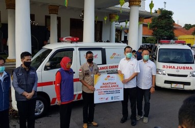 MPM Salurkan Donasi APD Rp3,1 Miliar dan 5 Unit Ambulans