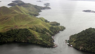 Pesawat MAF Jatuh di Danau Setani, Pilot Ditemukan di Kedalaman 13 Meter