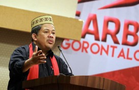 Fahri Hamzah Dukung Anies Kritik Kebijakan Pusat saat Tangani Covid-19