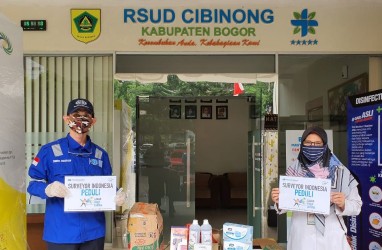 Surveyor Indonesia Salurkan Bantuan Penanganan Covid-19