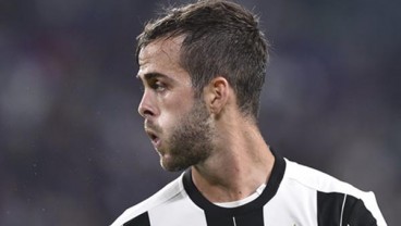 Selain ke Barcelona, Pjanic Berpotensi ke Chelsea atau PSG