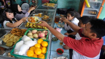 Bank Mega Syariah-NU Care LAZISNU Gandeng UMKM Sediakan Makanan Berbuka