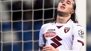 Setelah dari Torino, Bek Milan Diego Laxalt Berpotensi ke Rusia