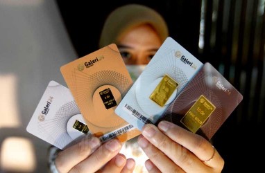 Masa Pandemi, Masyarakat Tetap Ramai Tebus Emas di Perusahaan Gadai