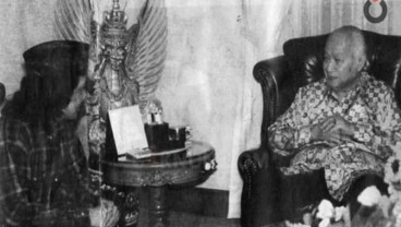 Cak Nun dan Penyesalan Menurunkan Soeharto