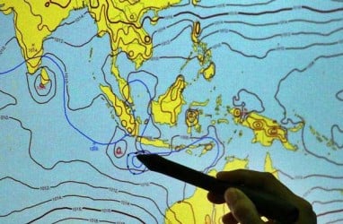 Gelombang Tinggi di Perairan NTT Disebabkan Siklon Tropis MANGGA